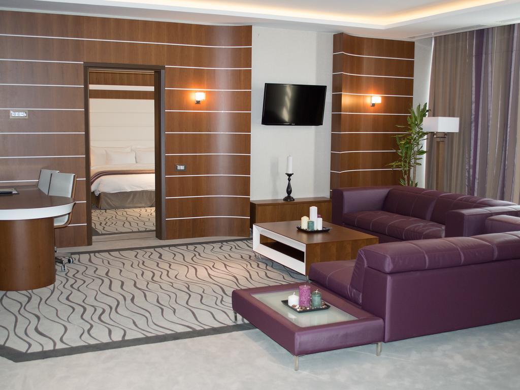 Premier Palace Spa Hotel Bucarest Esterno foto Suite