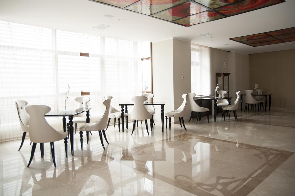 Premier Palace Spa Hotel Bucarest Esterno foto Lobby