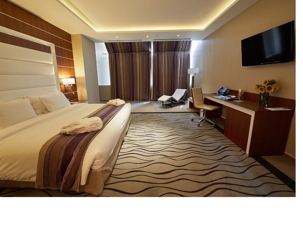 Premier Palace Spa Hotel Bucarest Esterno foto Deluxe Room